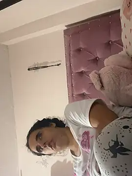 annarose19 online show from July 17, 2026, 2:18 am