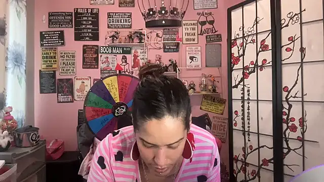 latinacubana online show from February 15, 2025, 7:28 pm