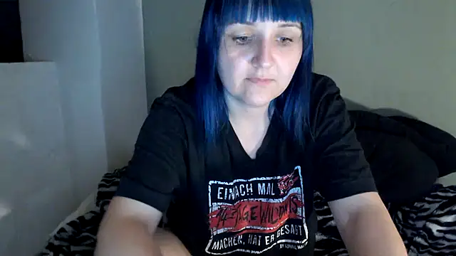 Snapshot of beauty-of-pain chatting on July 14, 2026, 10:15 pm beauty-of-pain online show from July 14, 2026, 10:15 pm