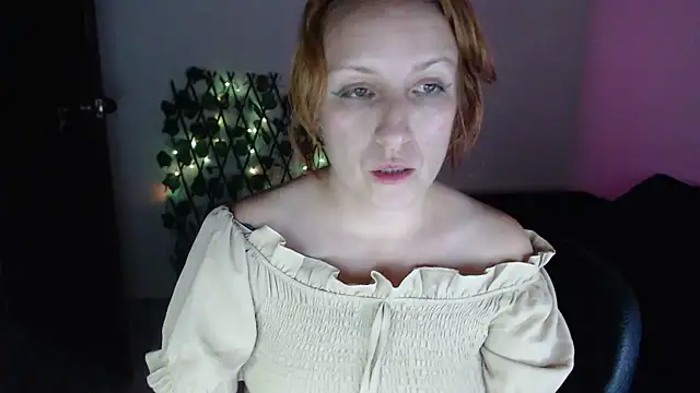 Snapshot of kittykalor09 chatting on August 7, 2026, 2:35 am kittykalor09 online show from August 7, 2026, 2:35 am