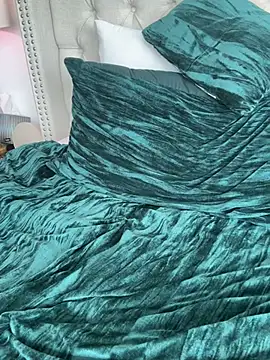 LoveLillyy online show from February 10, 2025, 10:19 pm