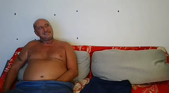 Snapshot of jhon_gade chatting on March 4, 2025, 8:57 am jhon gade online show from March 4, 2025, 8:57 am