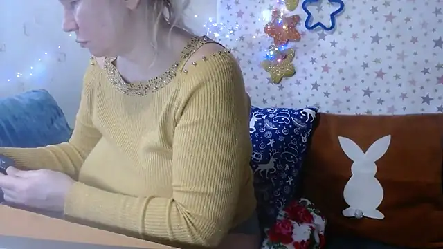 QueenLana online show from January 8, 2026, 9:55 am