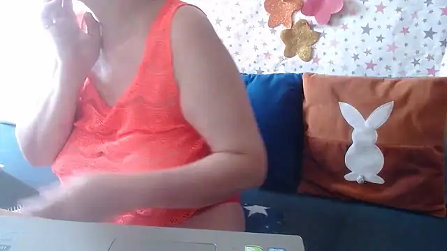 Snapshot of QueenLana chatting on July 12, 2026, 5:31 am QueenLana online show from July 12, 2026, 5:31 am