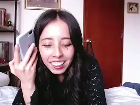 Snapshot of babyluna_8_8 chatting on December 4, 2024, 9:13 pm babyluna 8 8 online show from December 4, 2024, 9:13 pm