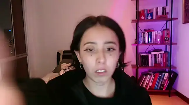 Snapshot of babyluna_8_8 chatting on February 27, 2025, 5:45 am babyluna 8 8 online show from February 27, 2025, 5:45 am