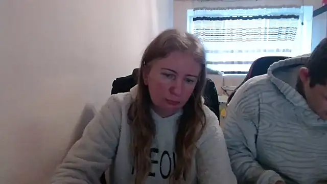 PeterAndJen online show from February 19, 2026, 6:20 am