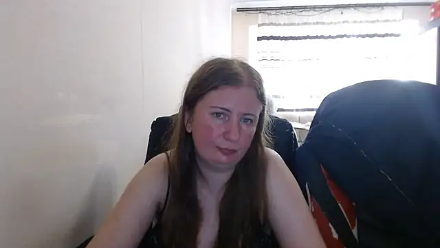 PeterAndJen online show from July 15, 2026, 5:29 pm
