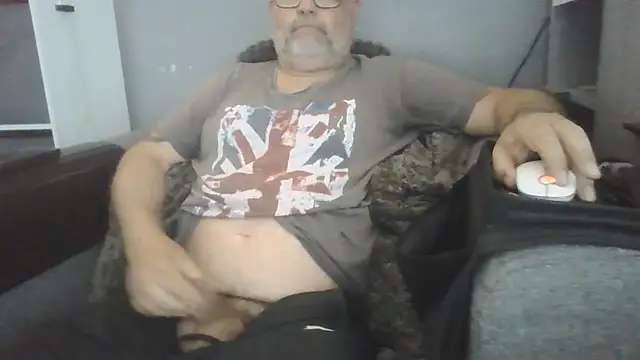 Snapshot of Naturistmale45 chatting on May 31, 2026, 9:49 am Naturistmale45 online show from May 31, 2026, 9:49 am
