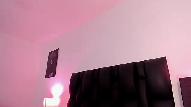 Snooky Clinton online show from February 20, 2025, 5:44 am