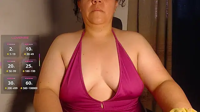 Snapshot of agathamiller01 chatting on May 19, 2026, 11:05 am agathamiller01 online show from May 19, 2026, 11:05 am