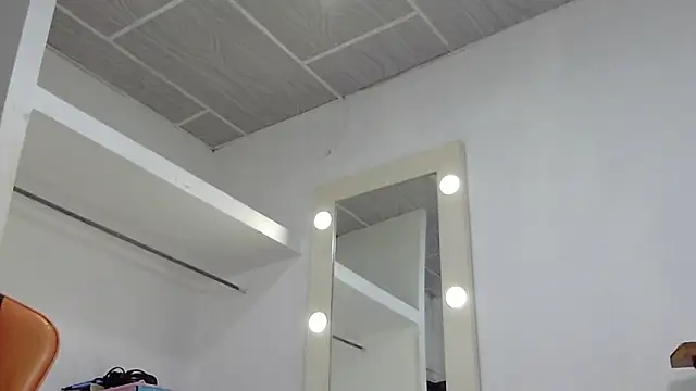 Snapshot of EvaTiffany chatting on March 11, 2026, 12:05 am EvaTiffany online show from March 11, 2026, 12:05 am