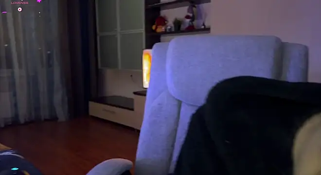 ariashaa online show from January 15, 2026, 3:27 pm