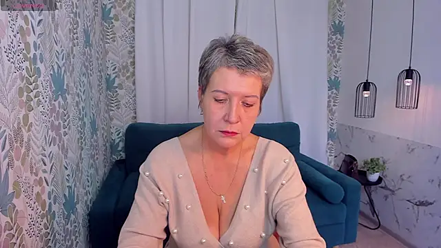 KathySunn online show from December 11, 2024, 1:28 pm