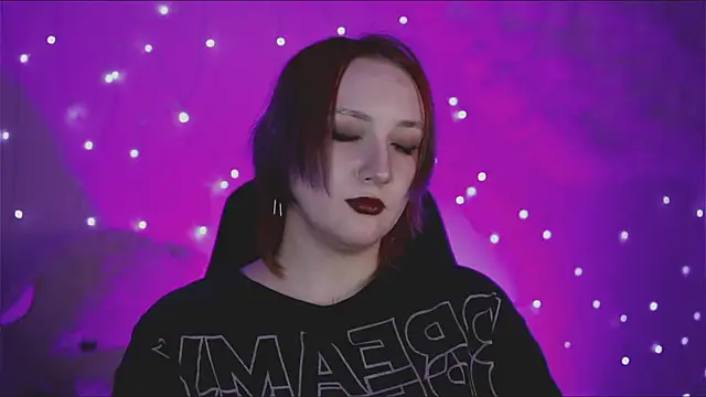 Snapshot of AsheLucker chatting on December 21, 2024, 11:45 pm AsheLucker online show from December 21, 2024, 11:45 pm