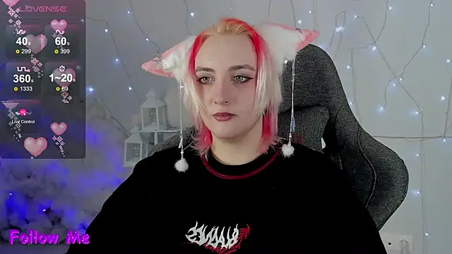 Snapshot of AsheLucker chatting on January 24, 2025, 11:45 pm AsheLucker online show from January 24, 2025, 11:45 pm