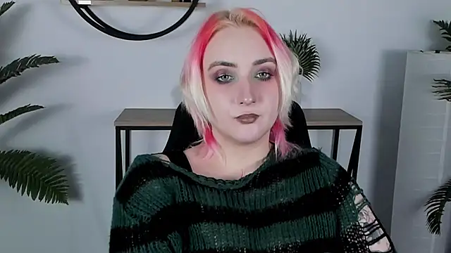 Snapshot of AsheLucker chatting on January 29, 2025, 11:46 pm AsheLucker online show from January 29, 2025, 11:46 pm