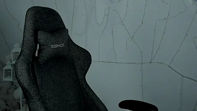 Snapshot of AsheLucker chatting on January 31, 2025, 2:58 am AsheLucker online show from January 31, 2025, 2:58 am