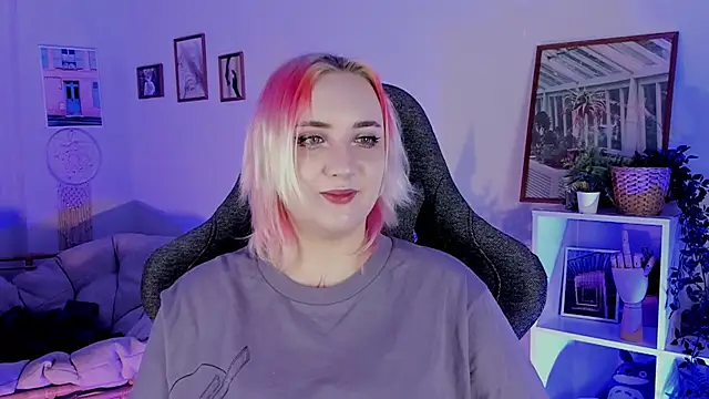 Snapshot of AsheLucker chatting on March 6, 2025, 2:30 am AsheLucker online show from March 6, 2025, 2:30 am