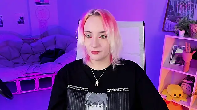 Snapshot of AsheLucker chatting on March 13, 2025, 3:00 am AsheLucker online show from March 13, 2025, 3:00 am