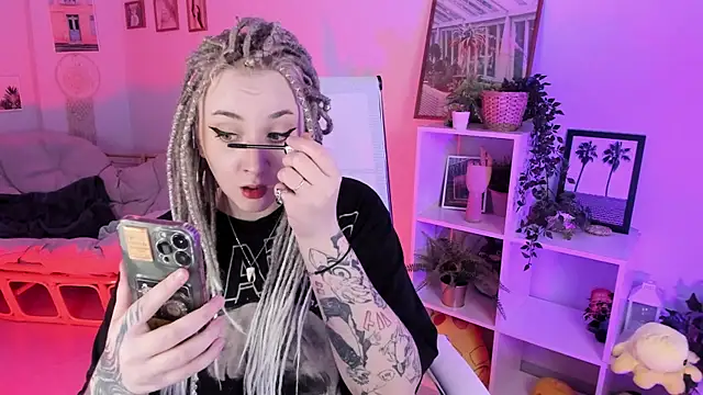 Snapshot of AsheLucker chatting on March 16, 2025, 2:32 am AsheLucker online show from March 16, 2025, 2:32 am