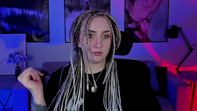 Snapshot of AsheLucker chatting on March 17, 2025, 8:51 am AsheLucker online show from March 17, 2025, 8:51 am