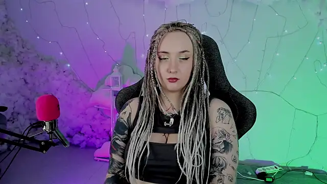 Snapshot of AsheLucker chatting on March 22, 2025, 5:39 am AsheLucker online show from March 22, 2025, 5:39 am