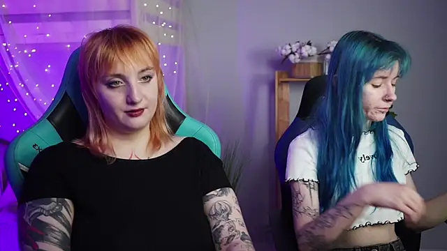 Snapshot of AsheLucker chatting on September 15, 2025, 2:44 am AsheLucker online show from September 15, 2025, 2:44 am