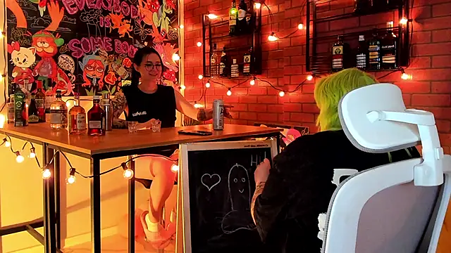 Snapshot of AsheLucker chatting on September 25, 2025, 2:37 am AsheLucker online show from September 25, 2025, 2:37 am