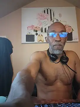 Snapshot of Lonelynudist59 chatting on July 22, 2026, 12:08 pm Lonelynudist59 online show from July 22, 2026, 12:08 pm