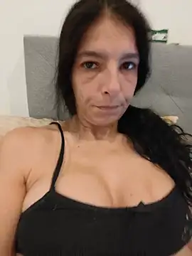 Snapshot of Sposini69 chatting on July 18, 2026, 11:14 am Sposini69 online show from July 18, 2026, 11:14 am