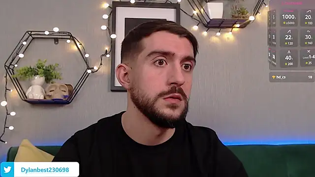 Snapshot of Dylan_Best chatting on December 26, 2024, 4:25 pm Dylan Best online show from December 26, 2024, 4:25 pm