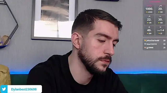 Snapshot of Dylan_Best chatting on December 31, 2024, 12:54 am Dylan Best online show from December 31, 2024, 12:54 am