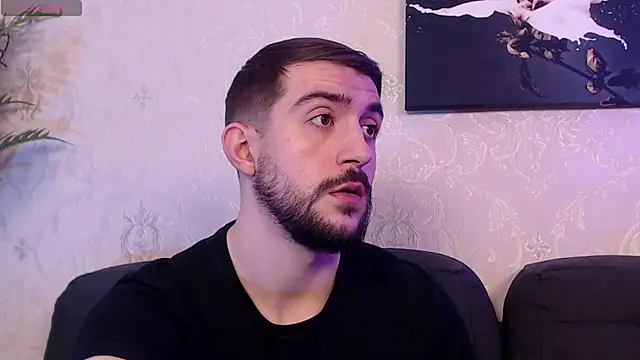 Snapshot of Dylan_Best chatting on February 6, 2025, 11:58 pm Dylan Best online show from February 6, 2025, 11:58 pm