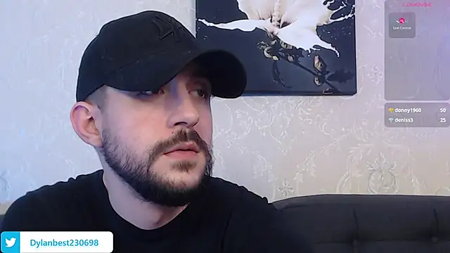 Snapshot of Dylan_Best chatting on February 12, 2025, 2:56 am Dylan Best online show from February 12, 2025, 2:56 am