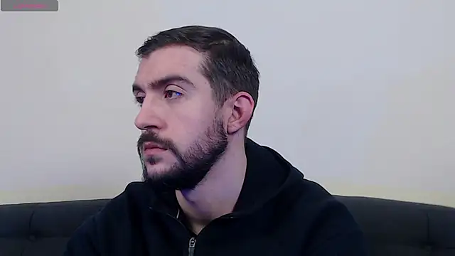 Snapshot of Dylan_Best chatting on February 23, 2025, 1:42 pm Dylan Best online show from February 23, 2025, 1:42 pm