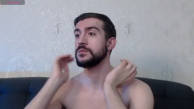 Snapshot of Dylan_Best chatting on March 5, 2025, 3:29 am Dylan Best online show from March 5, 2025, 3:29 am