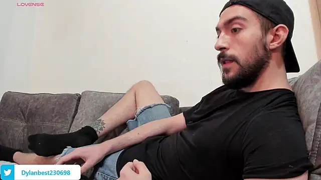 Snapshot of Dylan_Best chatting on September 30, 2025, 5:07 pm Dylan Best online show from September 30, 2025, 5:07 pm