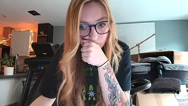 short sweetpea online show from October 17, 2025, 2:30 pm