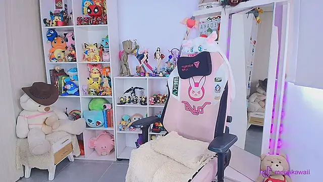 Snapshot of meda_kawaii_ chatting on November 23, 2025, 3:01 pm meda kawaii online show from November 23, 2025, 3:01 pm