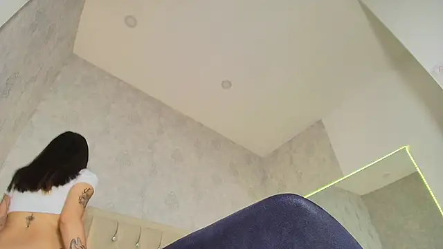 nini love01 online show from March 10, 2025, 3:56 am