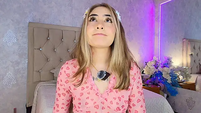 nini love01 online show from June 25, 2026, 5:23 am