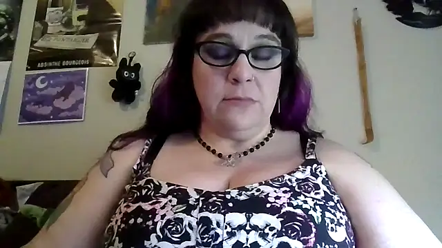 GothyBaby online show from April 3, 2026, 10:30 pm