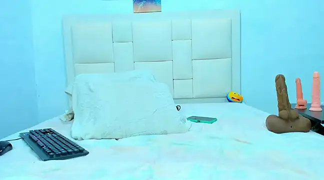 Snapshot of Marco_johnsonn chatting on February 21, 2025, 11:32 pm Marco johnsonn online show from February 21, 2025, 11:32 pm