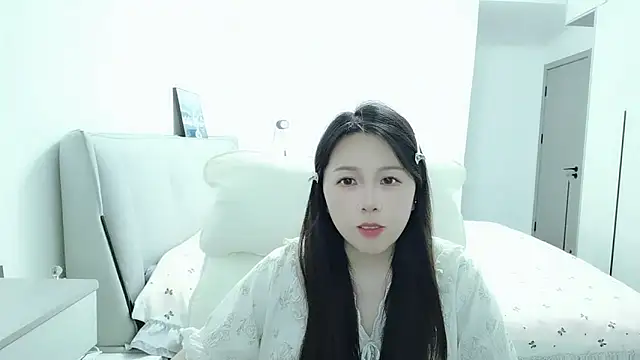 Snapshot of Sunset_glow chatting on May 19, 2026, 2:12 pm Sunset glow online show from May 19, 2026, 2:12 pm