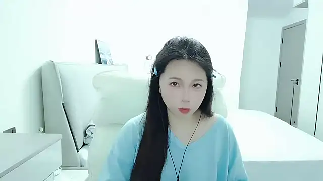 Snapshot of Sunset_glow chatting on June 20, 2026, 12:30 pm Sunset glow online show from June 20, 2026, 12:30 pm