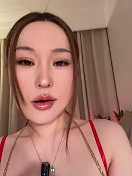 Snapshot of sphynx-_- chatting on April 9, 2026, 1:49 pm sphynx- - online show from April 9, 2026, 1:49 pm