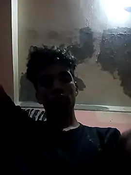 Snapshot of riggijaviersalas chatting on October 28, 2025, 6:28 am riggijaviersalas online show from October 28, 2025, 6:28 am