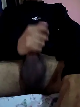 Snapshot of riggijaviersalas chatting on December 21, 2025, 6:09 am riggijaviersalas online show from December 21, 2025, 6:09 am