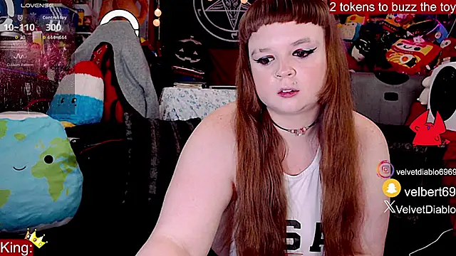 VelvetDiablo online show from July 4, 2026, 12:28 am
